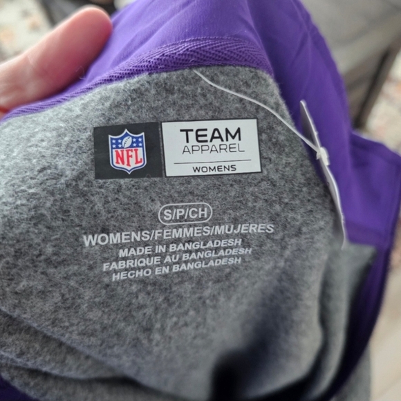 NFL Minnesota Vikings Zip-Up Jacket. - Picture 4 of 4